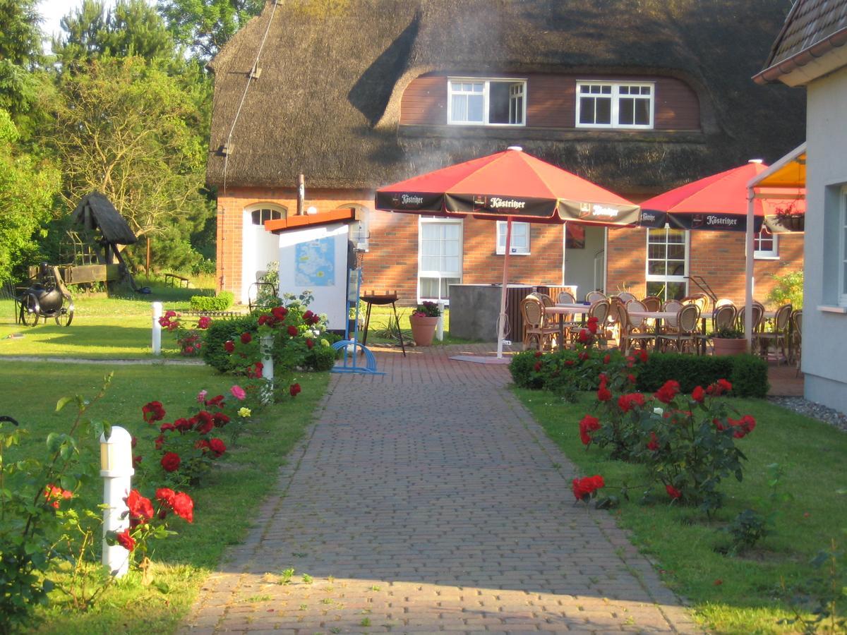 Hotel Alt Wittower Krug Wiek auf Rügen 외부 사진