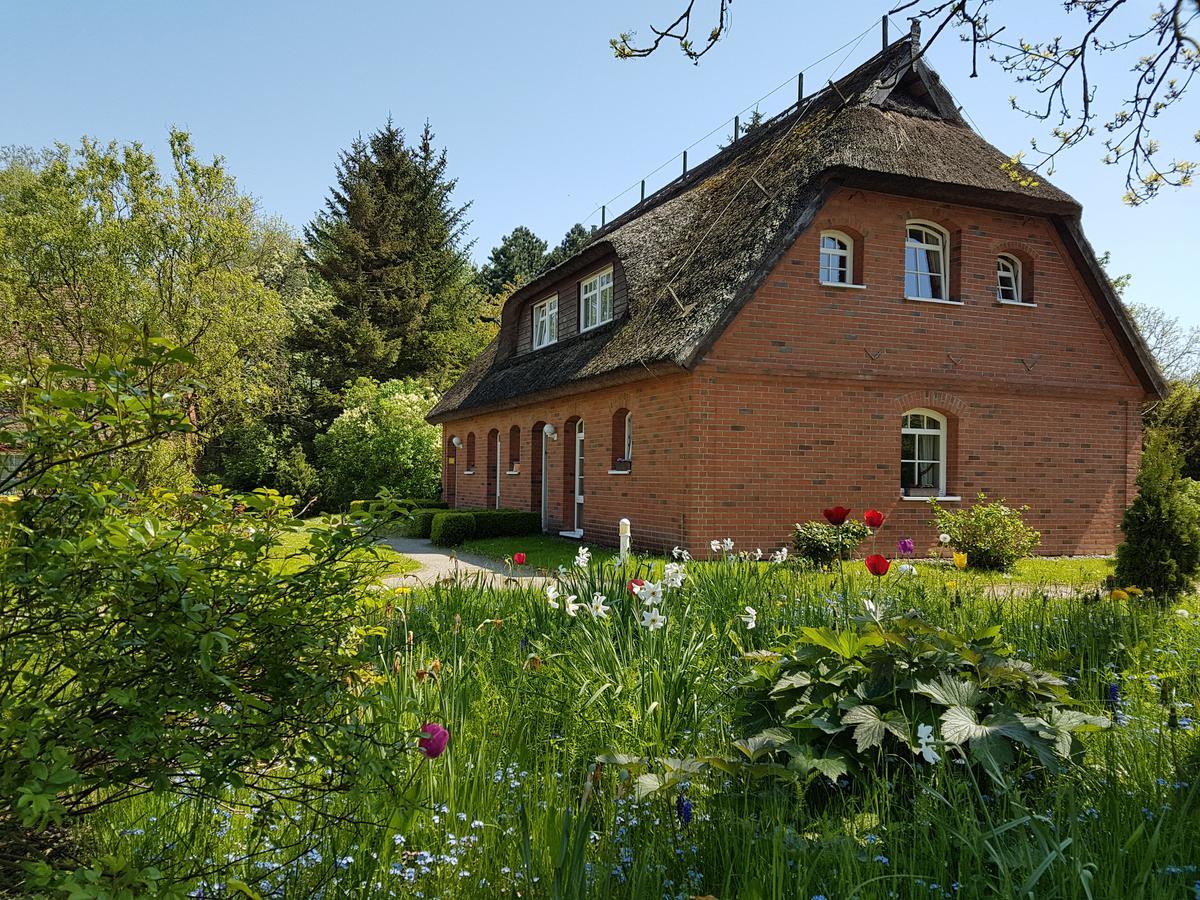 Hotel Alt Wittower Krug Wiek auf Rügen 외부 사진