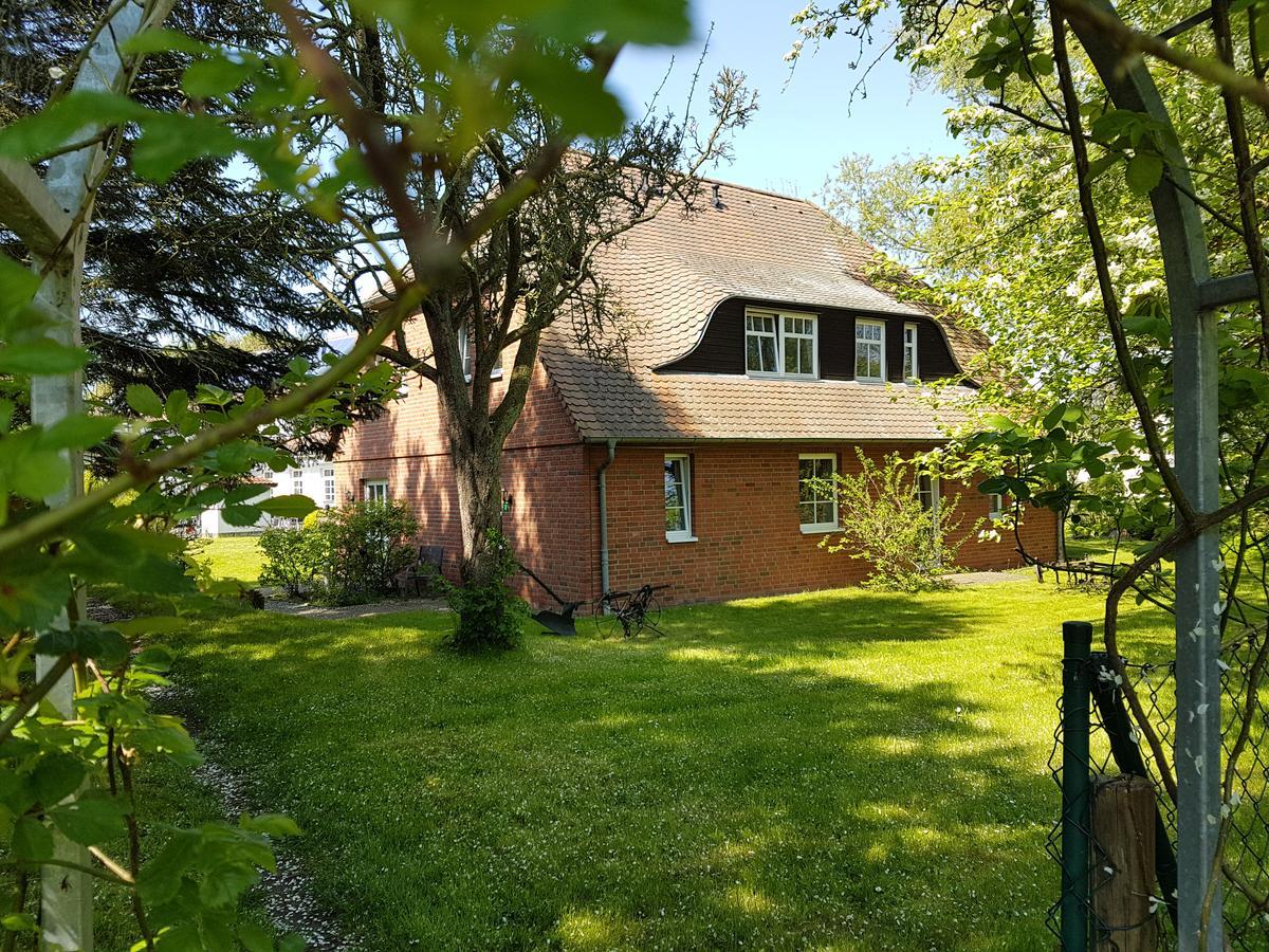 Hotel Alt Wittower Krug Wiek auf Rügen 외부 사진