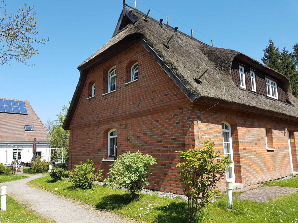 Hotel Alt Wittower Krug Wiek auf Rügen 외부 사진